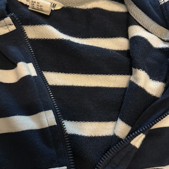 H&M excellent condition navy and white striped hoodie 1.5-2y - Picture 3 of 3